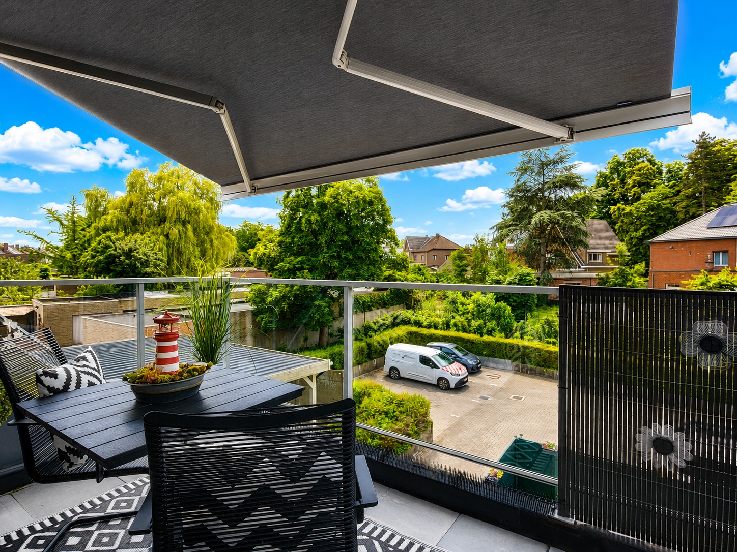 Op zoek naar een instapklaar appartement waar comfort en een uitstekende ligging samenkomen?  - foto 4