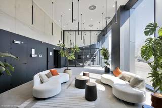 WHITE ANGLE is een slim, duurzaam en innovatief kantorencomplex in het nieuwe City Dox gebied. Het biedt 6 niveaus gewijd aan kantoorruimten,...