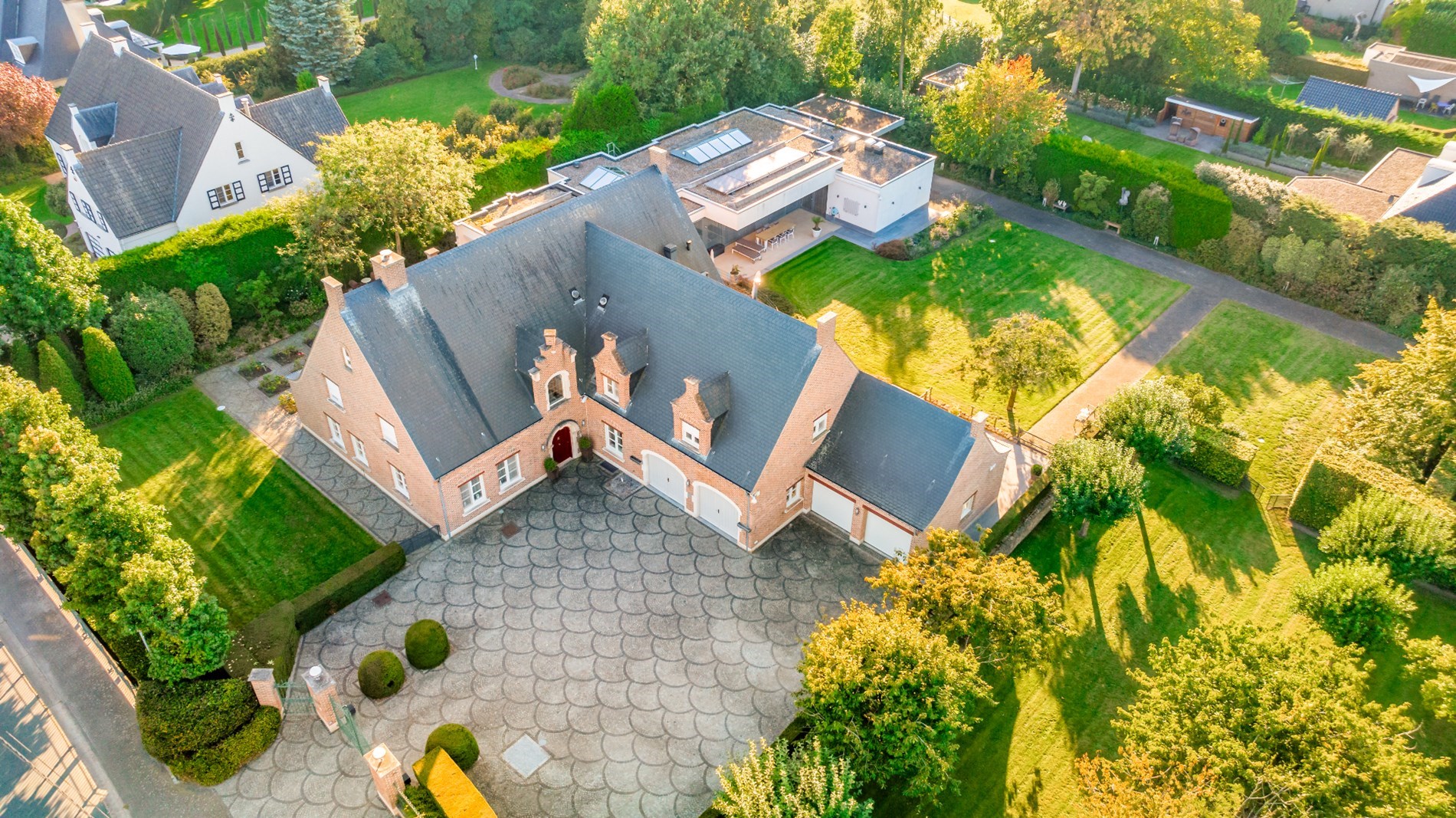 Maison à vendre à Maaseik avec 3 chambres - photo 2
