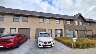 Recente instapklare woning met tuin en garage in rustige buurt te Rumbeke (Roeselare)In een kindvriendelijke, doodlopende straat nabij het centrum...