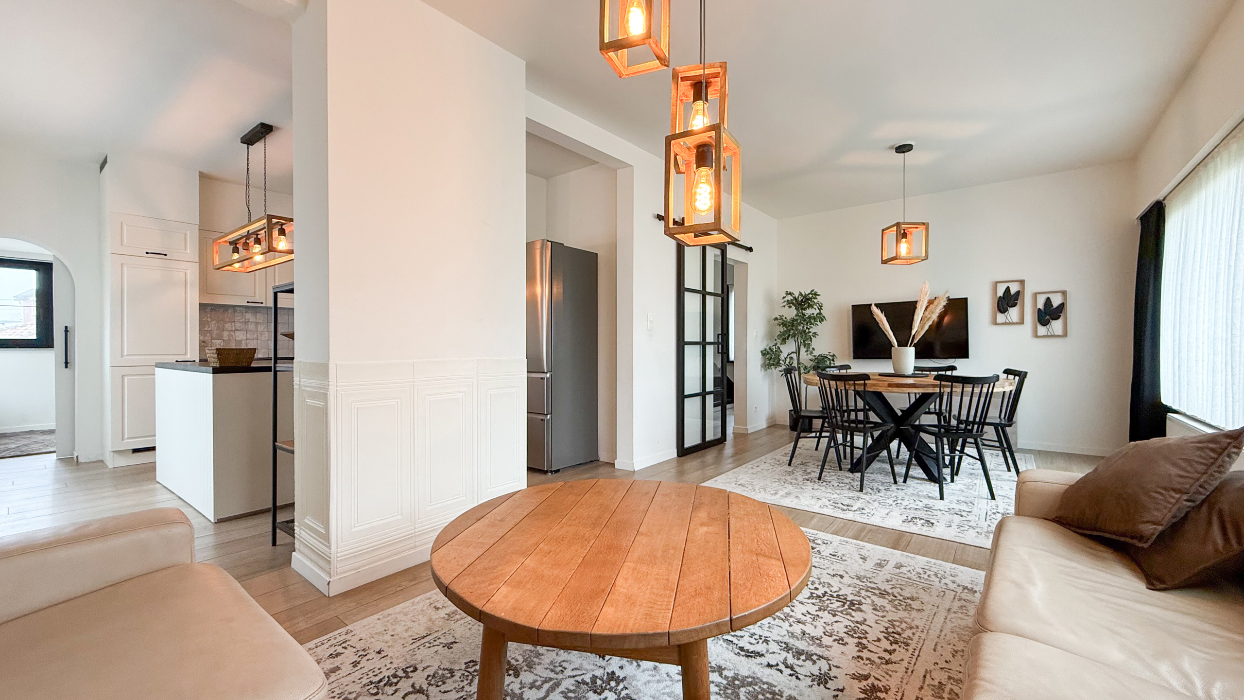 Instapklare open bebouwing met 4 slpk en 2 leefruimtes! - foto 2