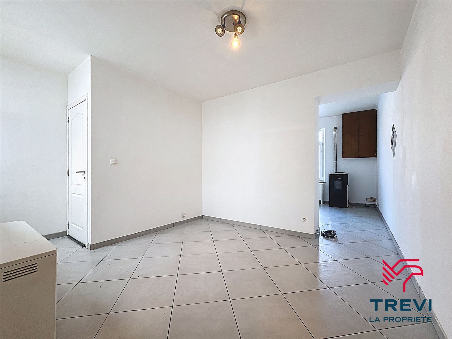 Huis te koop in Mont-Sur-Marchienne met 2 slaapkamers - foto 4