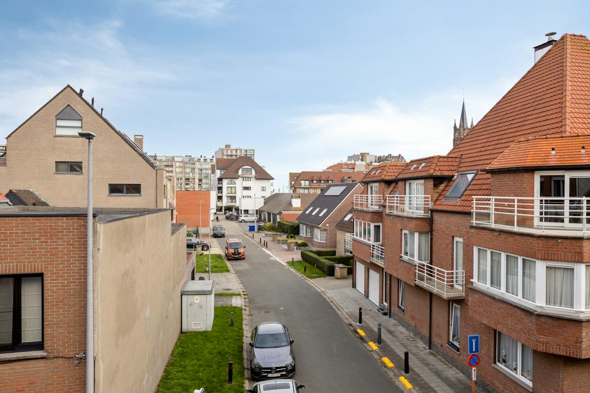 Huis met 5 slaapkamers, terras en garage te koop in Heist - foto 4