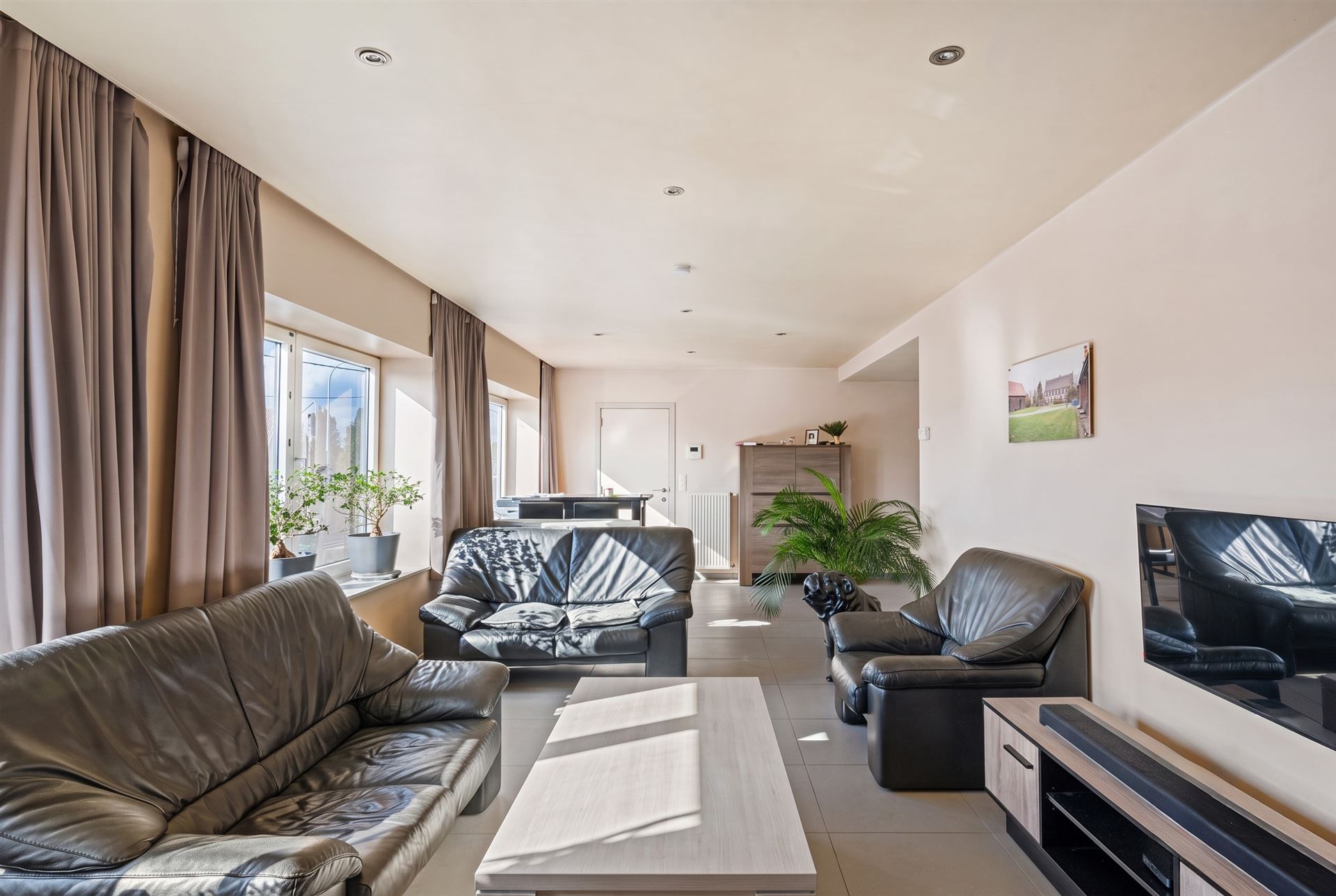 Topgelegen kantoor/handelspand met appartement - foto 5
