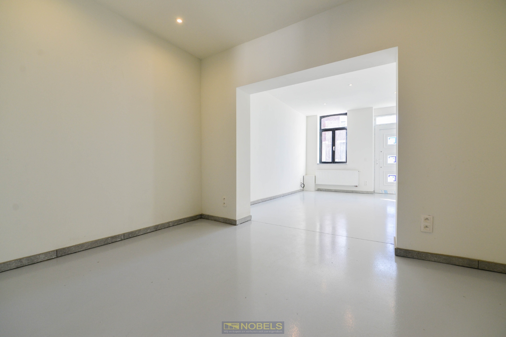 Te koop, instapklare eigendom met stadstuin en 3 slaapkamers op toffe ligging te Ronse - foto 4