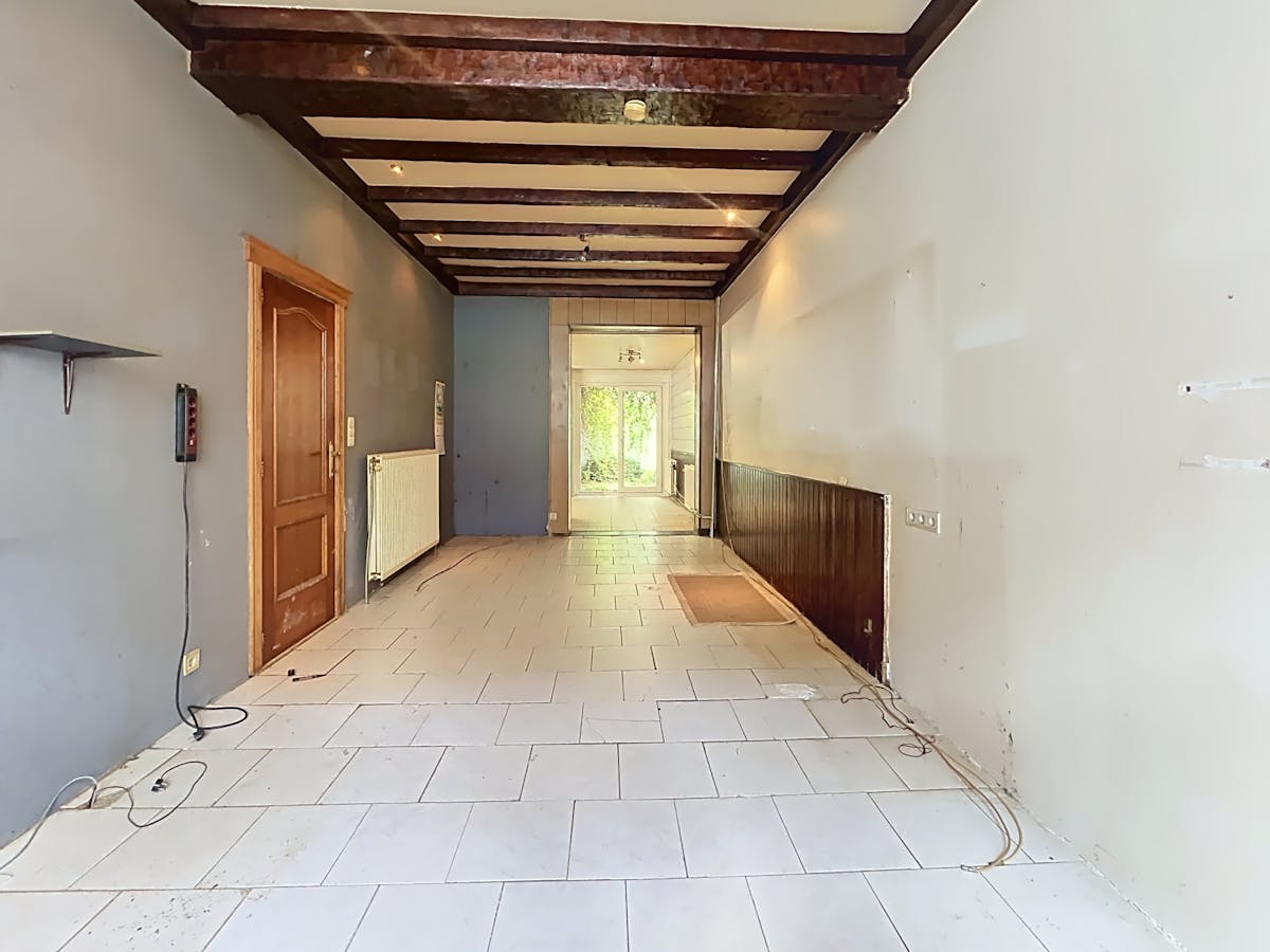 Te renoveren woning met 5 slaapkamers vlakbij Rivierenhof - foto 4