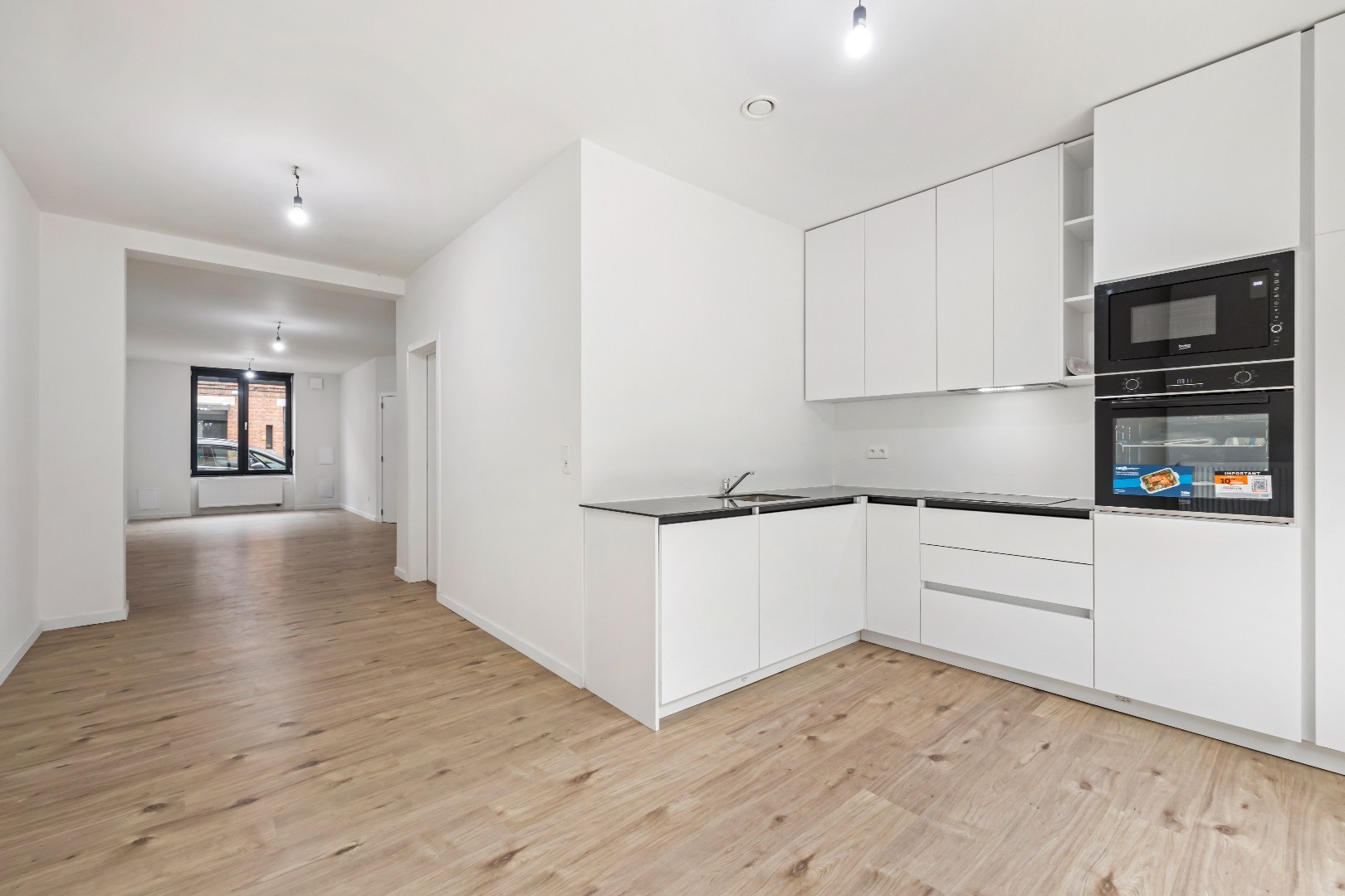 RECENT GERENOVEERDE WONING MET 3 SLPK EN EPC B - foto 4