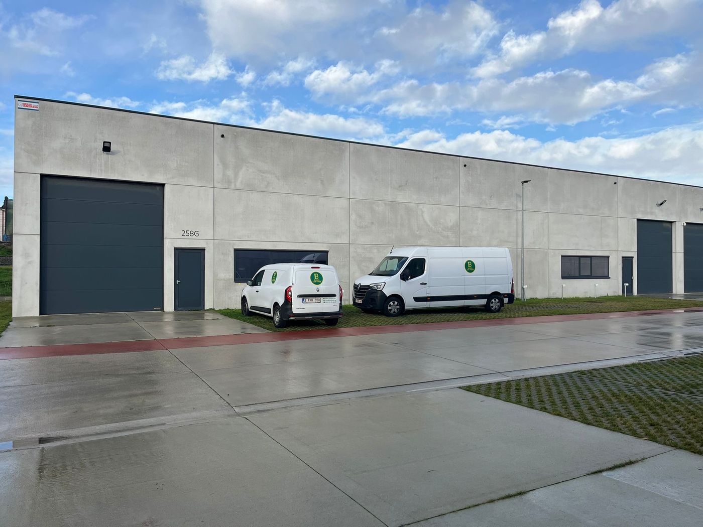 Instapklaar magazijn op toplocatie nabij op- en afrit E40 Erpe-Mere - photo 3