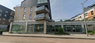 Buur worden van Colruyt én Ninia Shopping? Dit is je kans! Op een absolute toplocatie in het centrum van Ninove bieden we een ruime quasi...