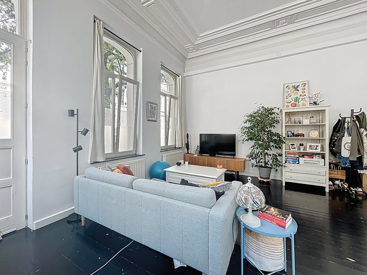 Stijlvol hoekappartement te huur in Kortrijk centrum - foto 3