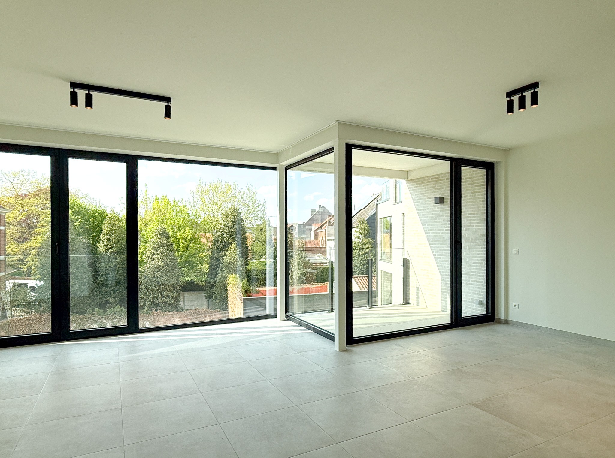 Nieuwbouwappartement op de tweede verdieping met terras en twee slaapkamers - foto 2