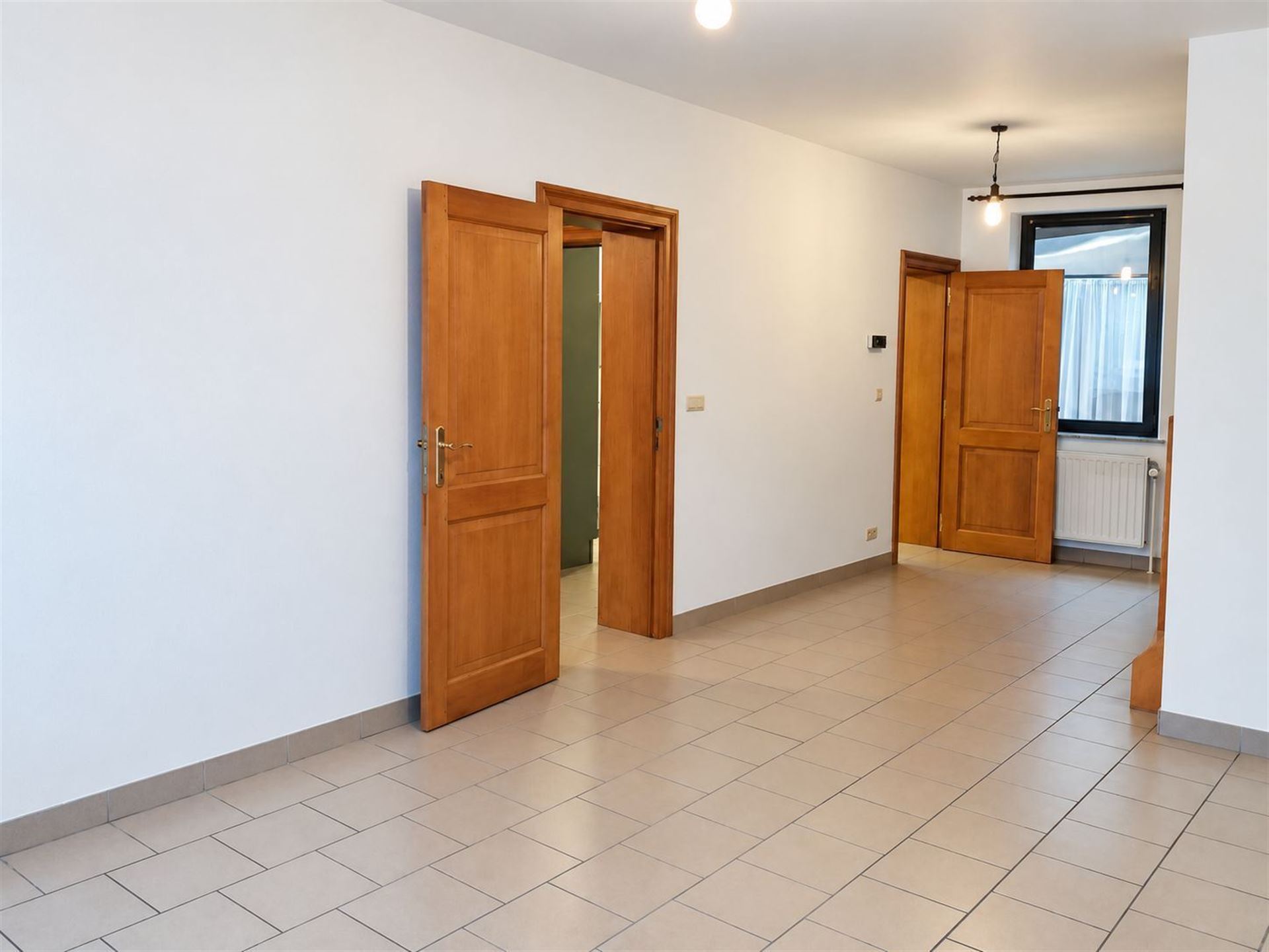 Huis te koop in Mont-Sur-Marchienne met 3 slaapkamers - foto 4
