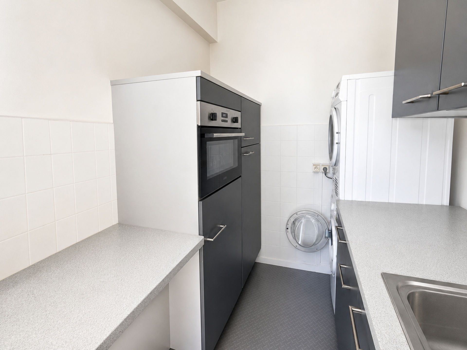 Apartment for rent in Antwerp with 2 bedrooms - photo 4