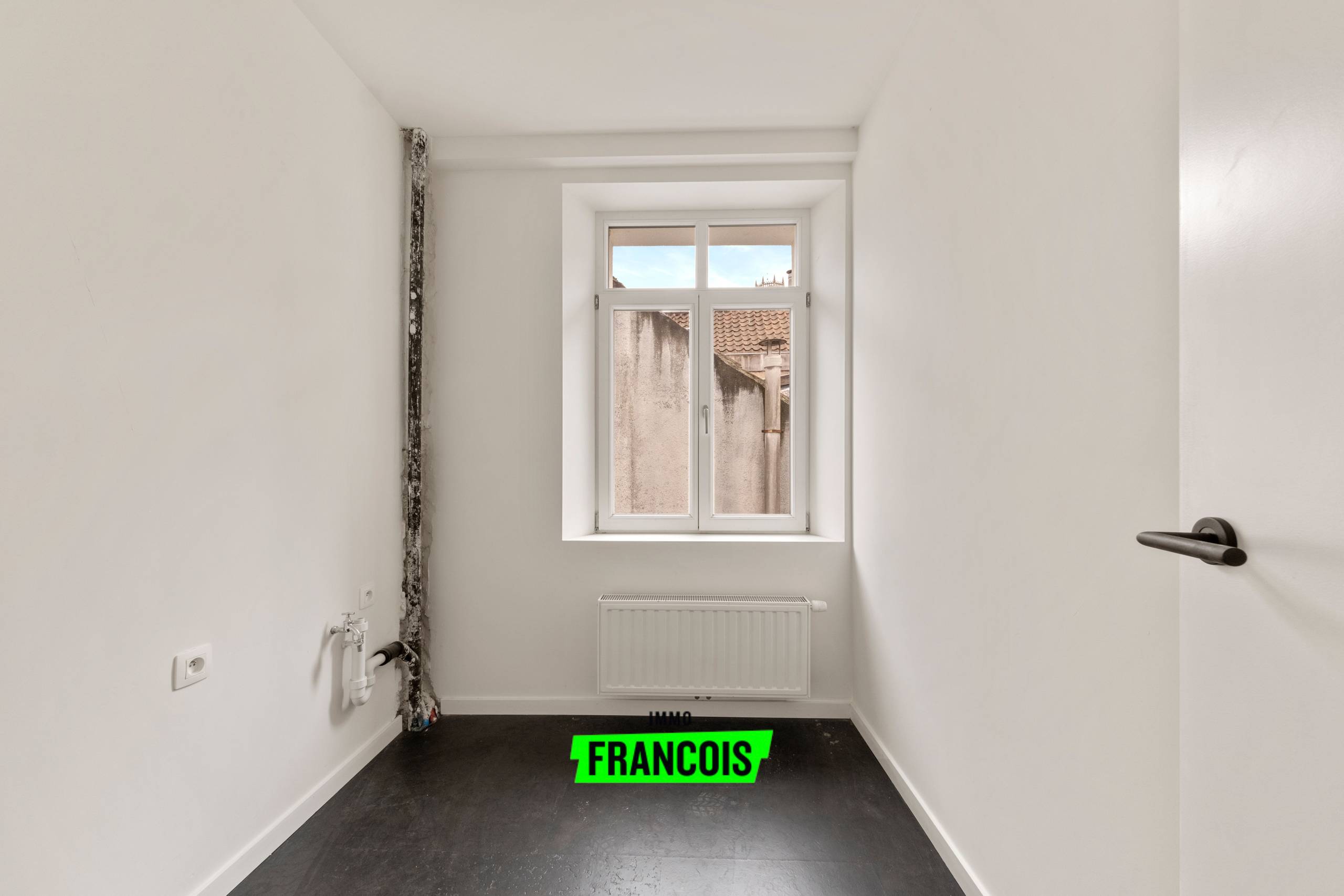 Gerenoveerd drieslaapkamer appartement te Brugge - foto 4