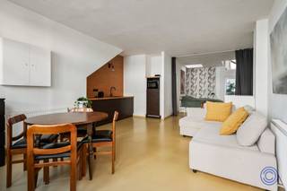 Information ApartmentThis pleasantly furnished space offers an open and light-filled living area with integrated kitchen, providing a spacious and...