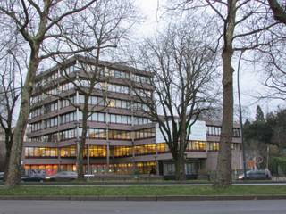 Excellent and prestigious office building in a green environment in Tervuren. Good accessibility to the airport, the Brussels Ring and...