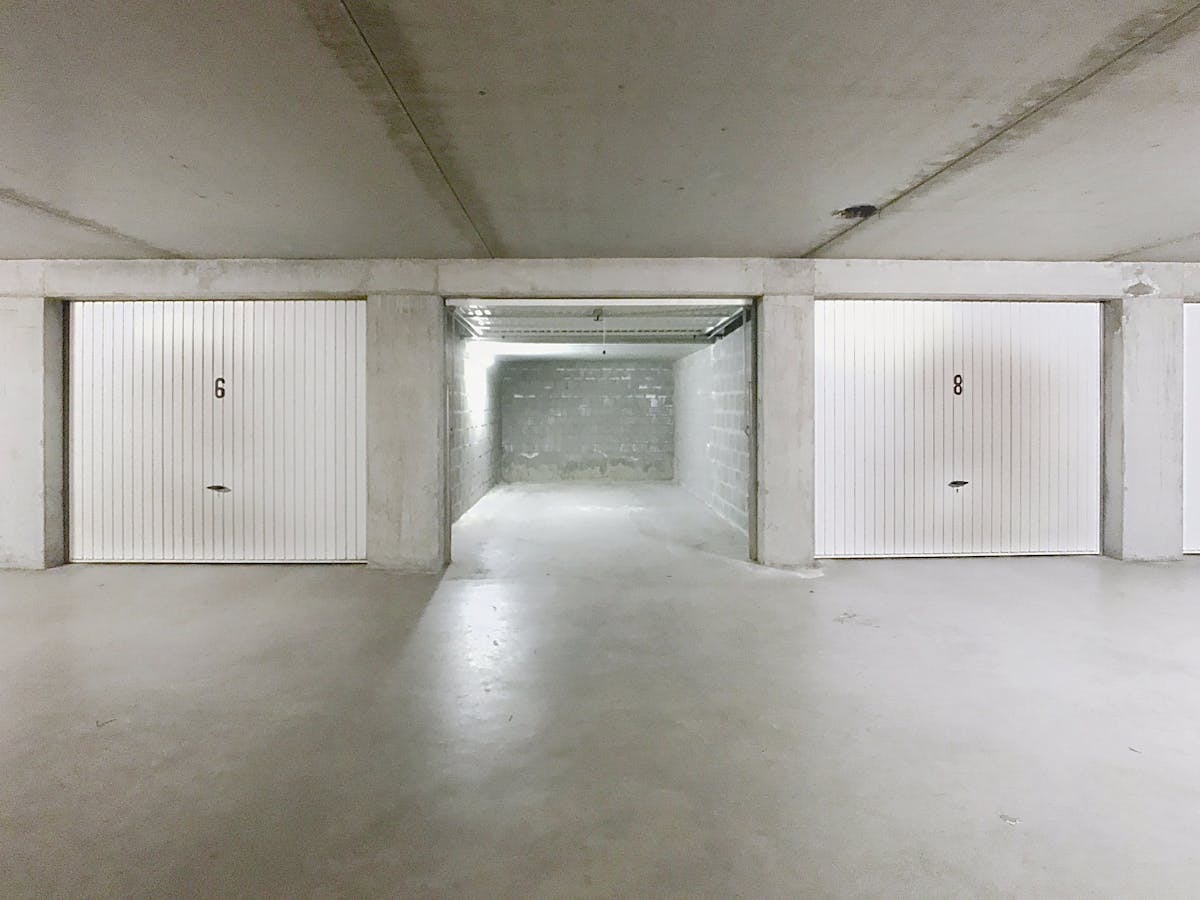 Goedgelegen garagebox te koop te Duinenweg in Middelkerke! - foto 4