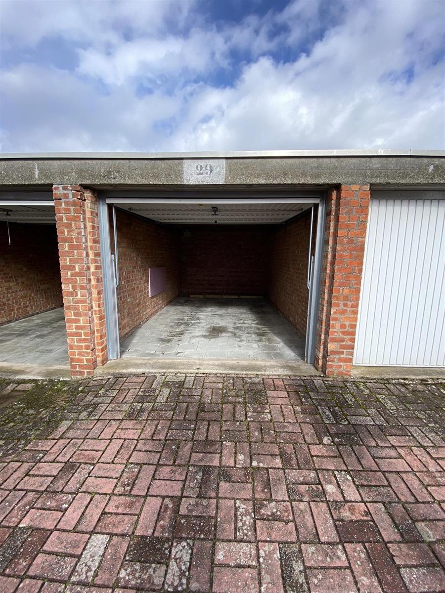 Goed gelegen ruime garagebox in Kessel-Lo! - foto 2