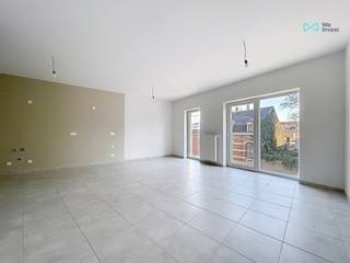 We Invest Namur vous propose cet appartement neuf 1 chambre avec parking, idéalement situé dans le quartier du Palais de Justice à Namur, à...