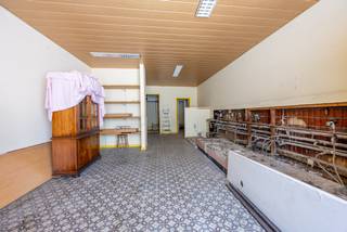 Dit voormalig wassalon op toplocatie in centrum Avelgem is de ideale investering die je kunt doen. Dit perceel is gelegen pal in het centrum met...