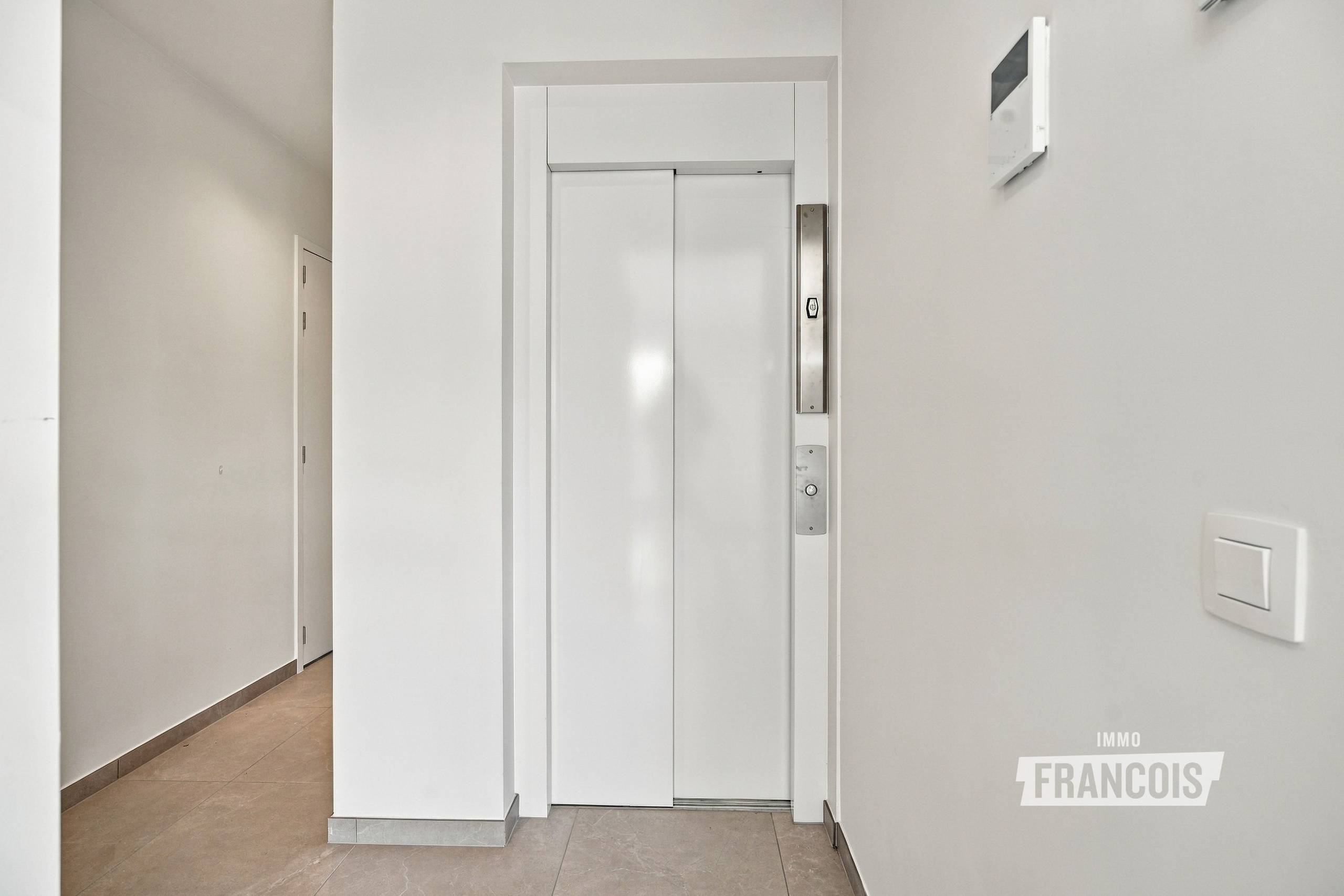 Nieuwe bel-etage in Veurnestraat te Poperinge | TE KOOP - foto 4