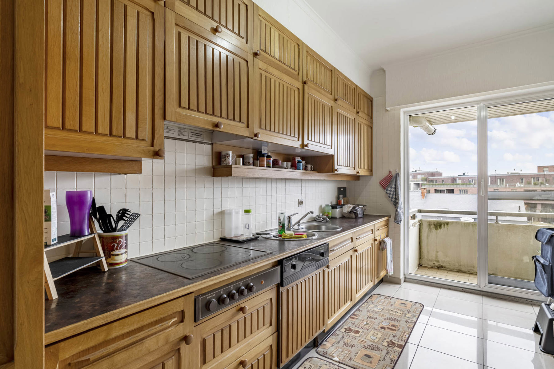 Ruim appartement mét ondergrondse garage - foto 4