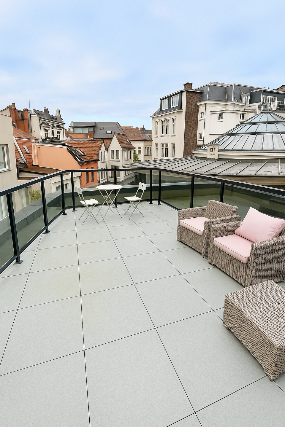 Unieke 2 slaapkamerwoning met dakterras in centum Gent - foto 2