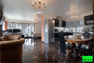 House for sale in Roosdaal