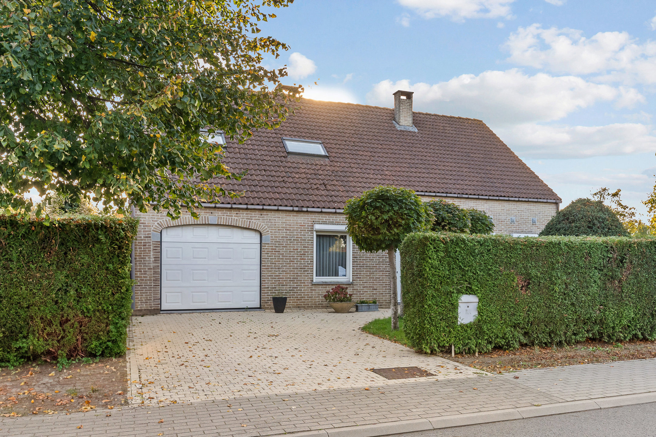 House for sale in Riemst with 3 bedrooms - photo 1