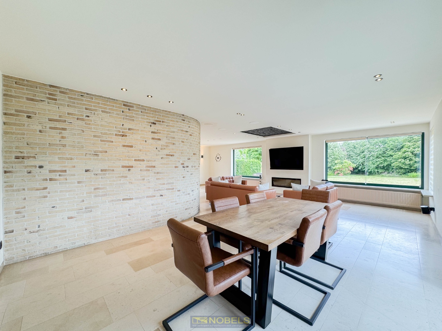 Te koop, ruime villa op een perceel van 3.969 m² te Kruisem - foto 1