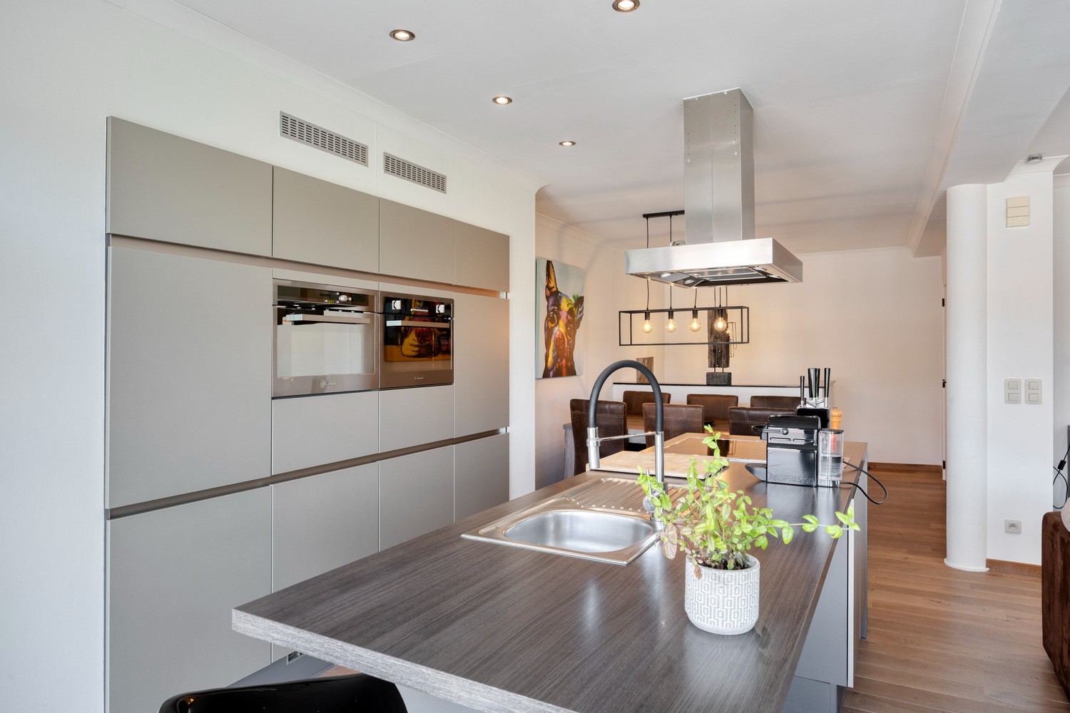 Gerenoveerde en instapklare woning met polyvalente ruimte en tal van mogelijkheden te koop in Heers - foto 5