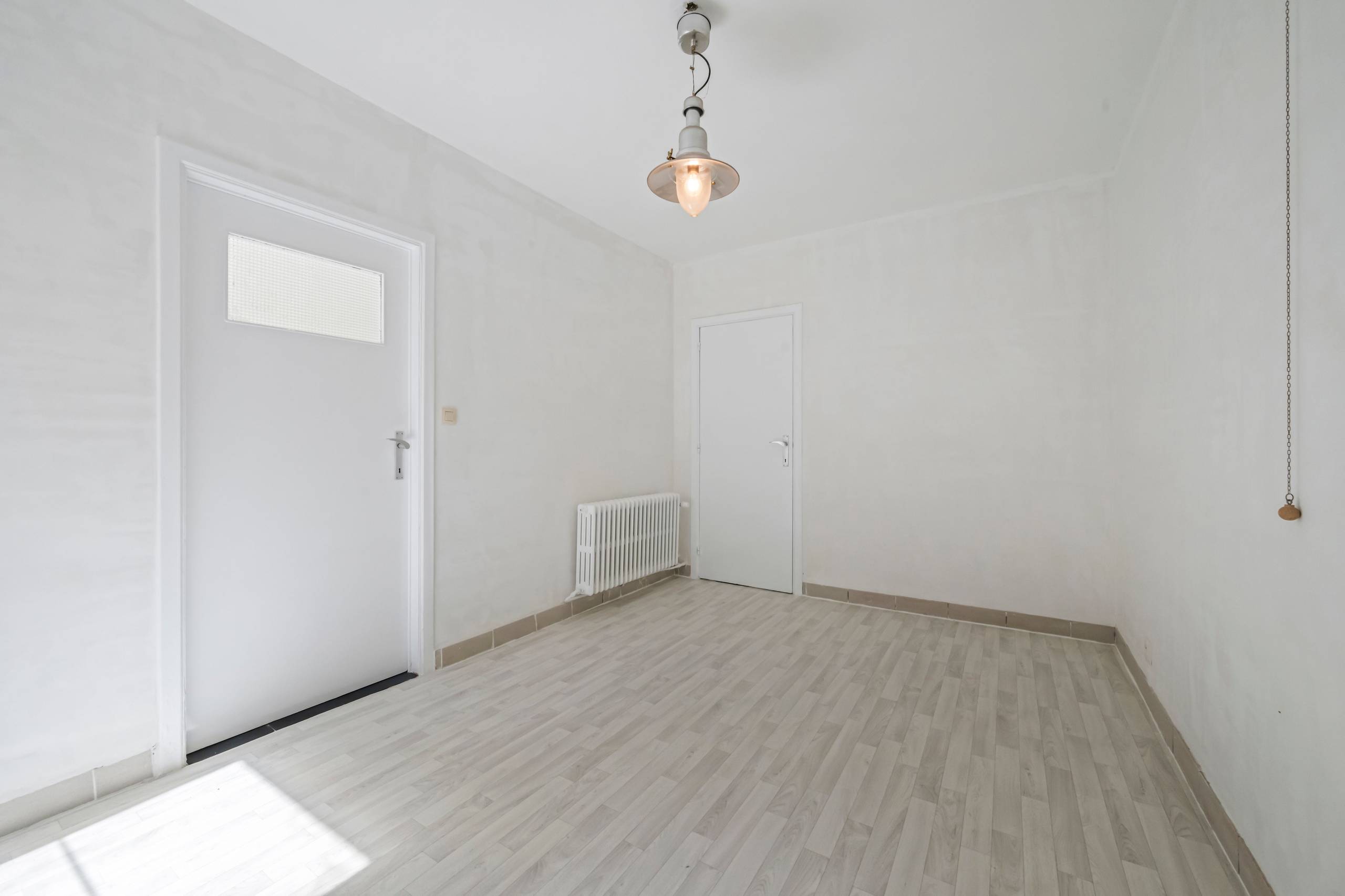 Sous-sol appartement op de dijk te Oostende. - foto 5