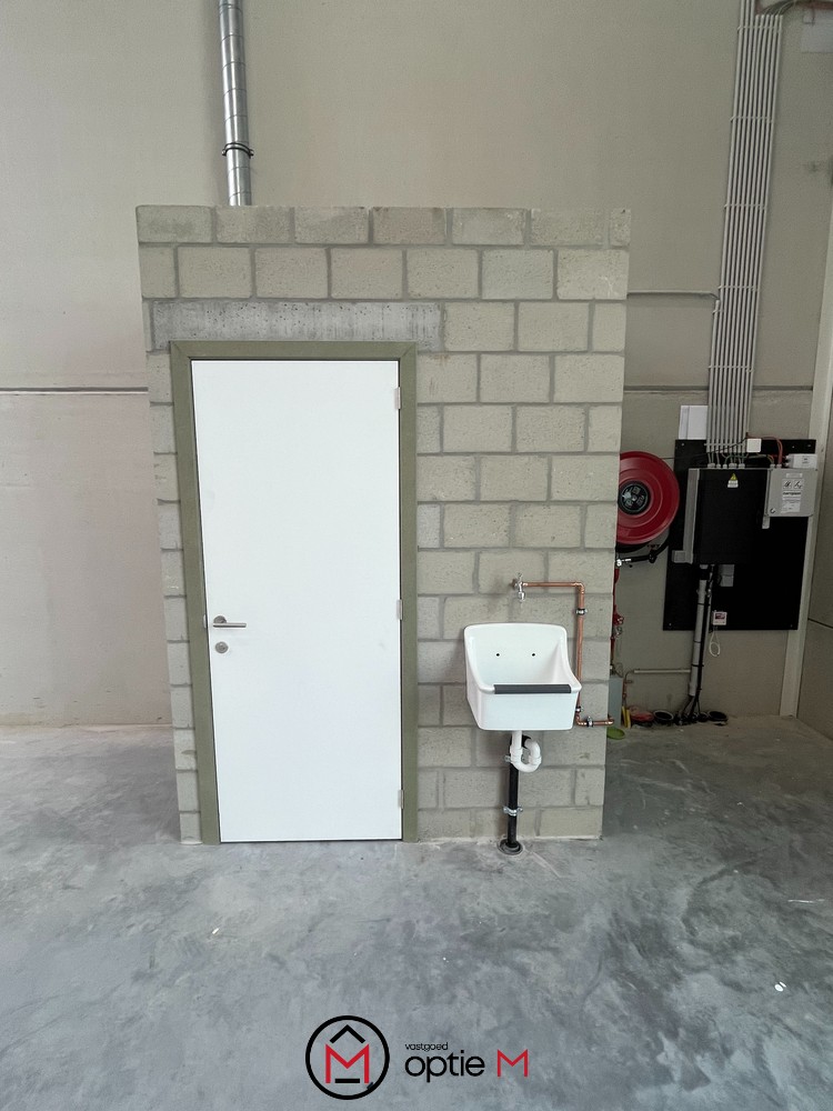 Nieuwbouw KMO-unit met sanitair/verwarming/airco - foto 5