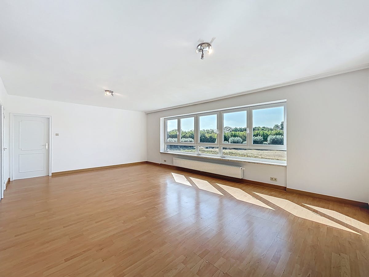 Spacieux appartement de 3 chambres à louer à Courtrai - photo 3