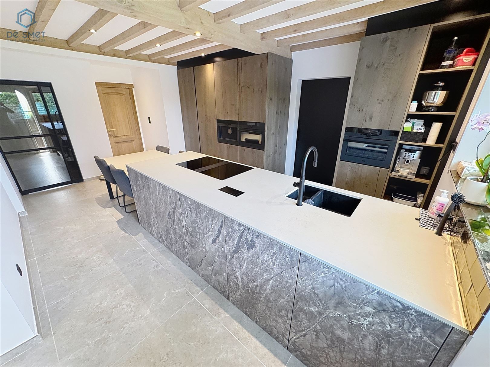 Prachtig gerenoveerde villa met 4 slaapkamers, garage en zwembad - foto 5