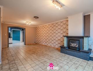 ✨ Instapklare gezinswoning met tuin & garage in hartje Bellegem ✨Op zoek naar een ruime, instapklare woning op een topligging? Deze prachtig gelegen...