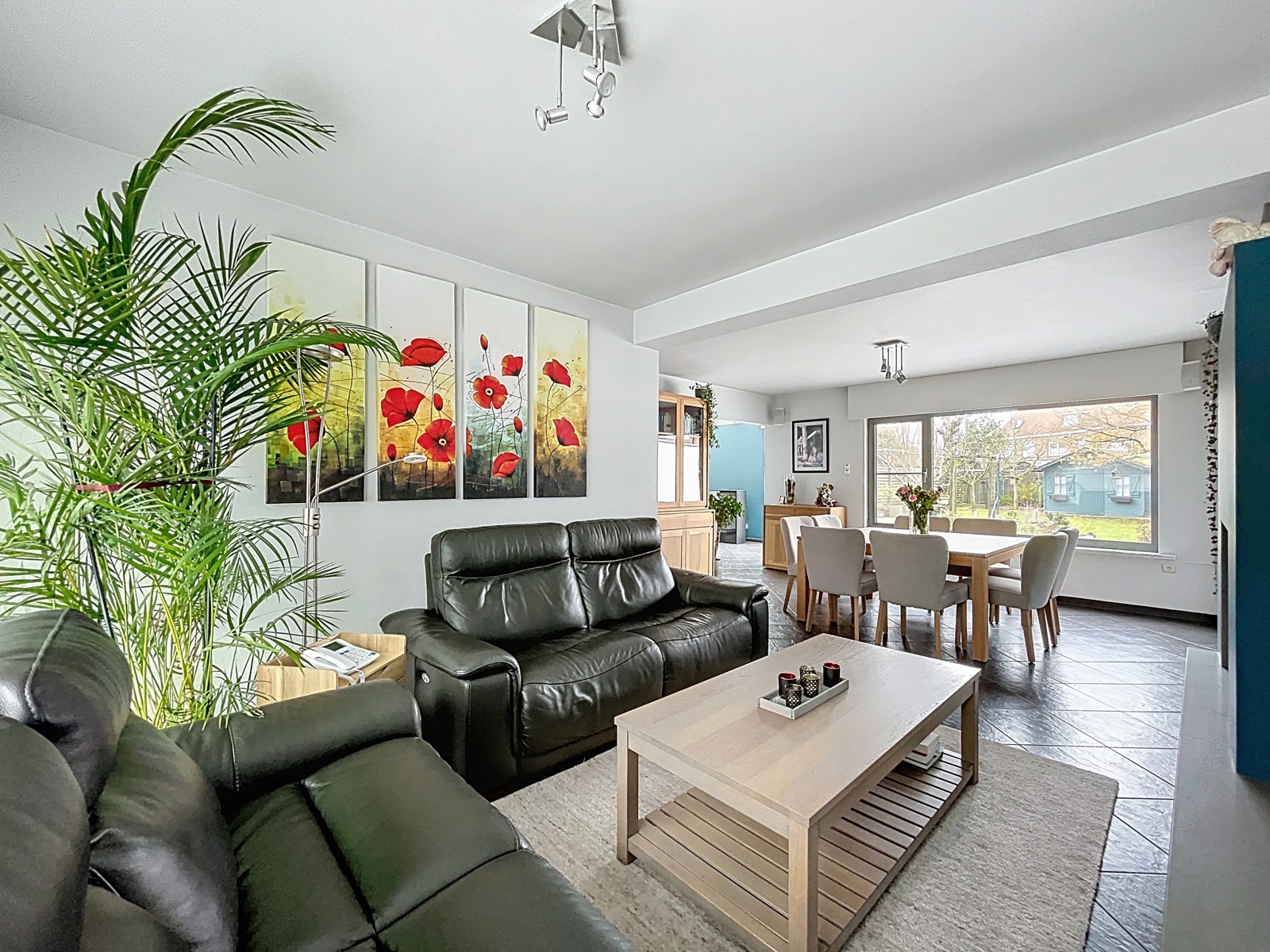 Instapklare woning met 4 slaapkamers, bureel en tuin - foto 3