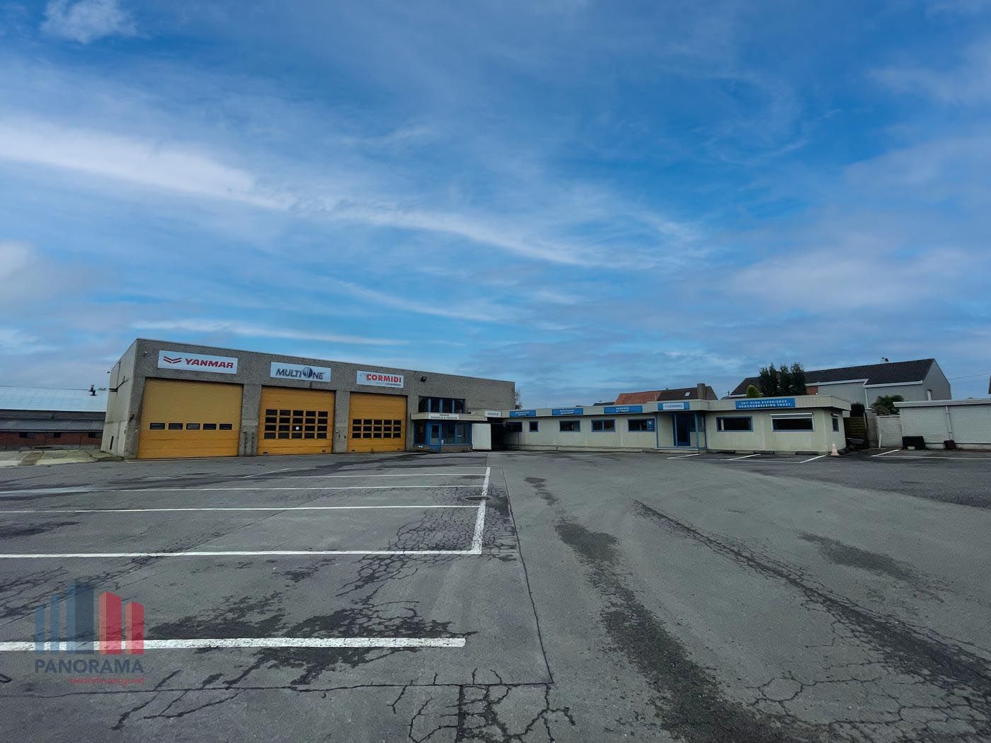 690 m² bedrijfsgebouw op commerciële topligging in Torhout - foto 1