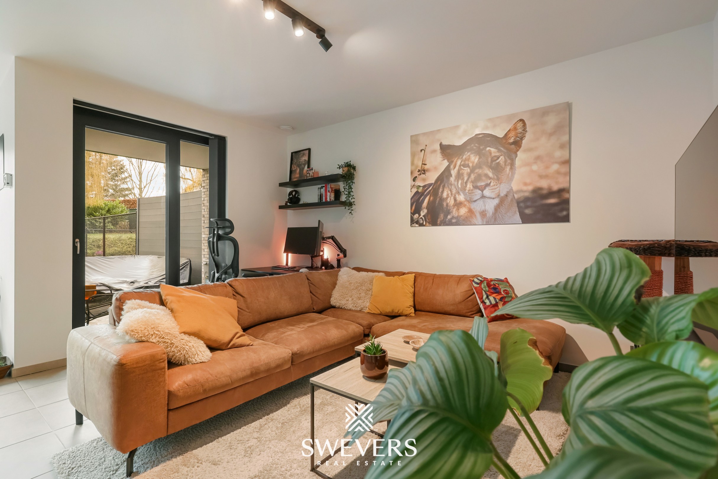 Gelijkvloers appartement met privétuin en dubbele garage - foto 2