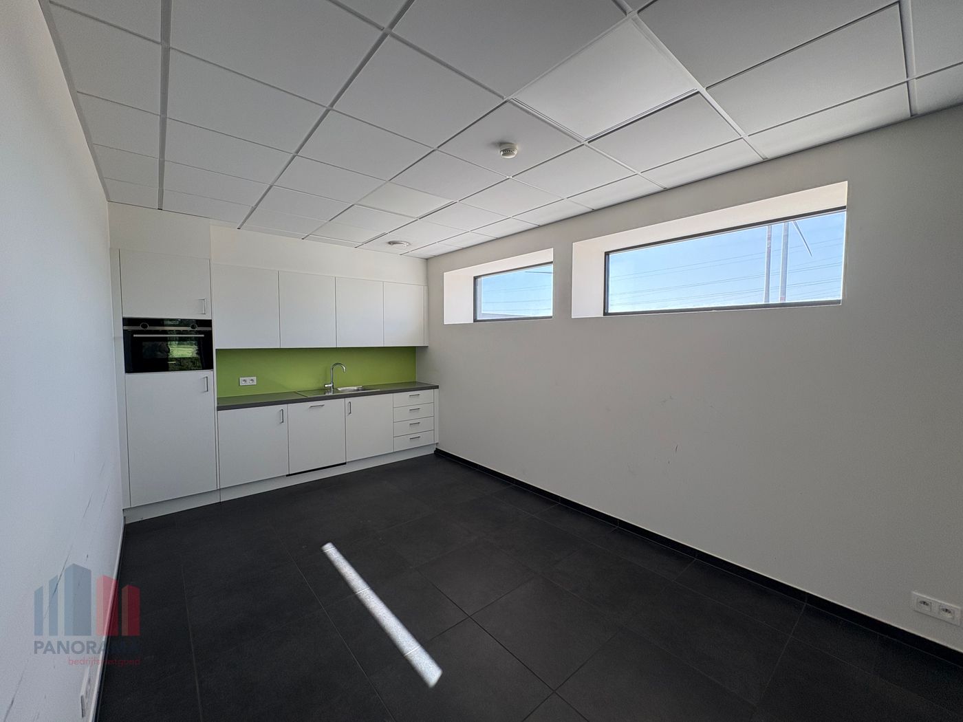 Instapklaar kantoor van 516 m² op een gunstige ligging vlakbij R4 - foto 5