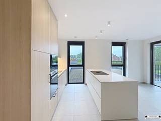 Modern nieuwbouwappartement met 2 slaapkamers in het hart van Gooreind in Project GoorbosIn het centrum van Gooreind, in het recente en kwalitatieve...