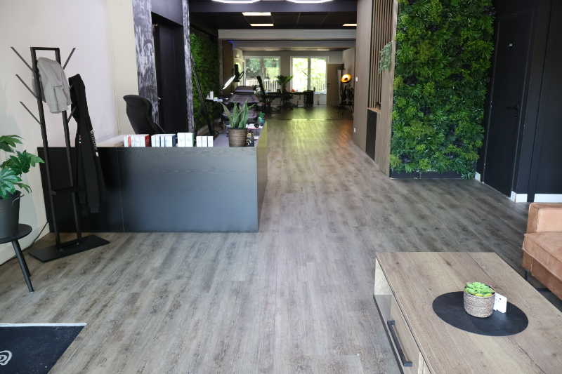 Ruim handelspand van 202m² op toplocatie in het centrum van Genk - foto 4