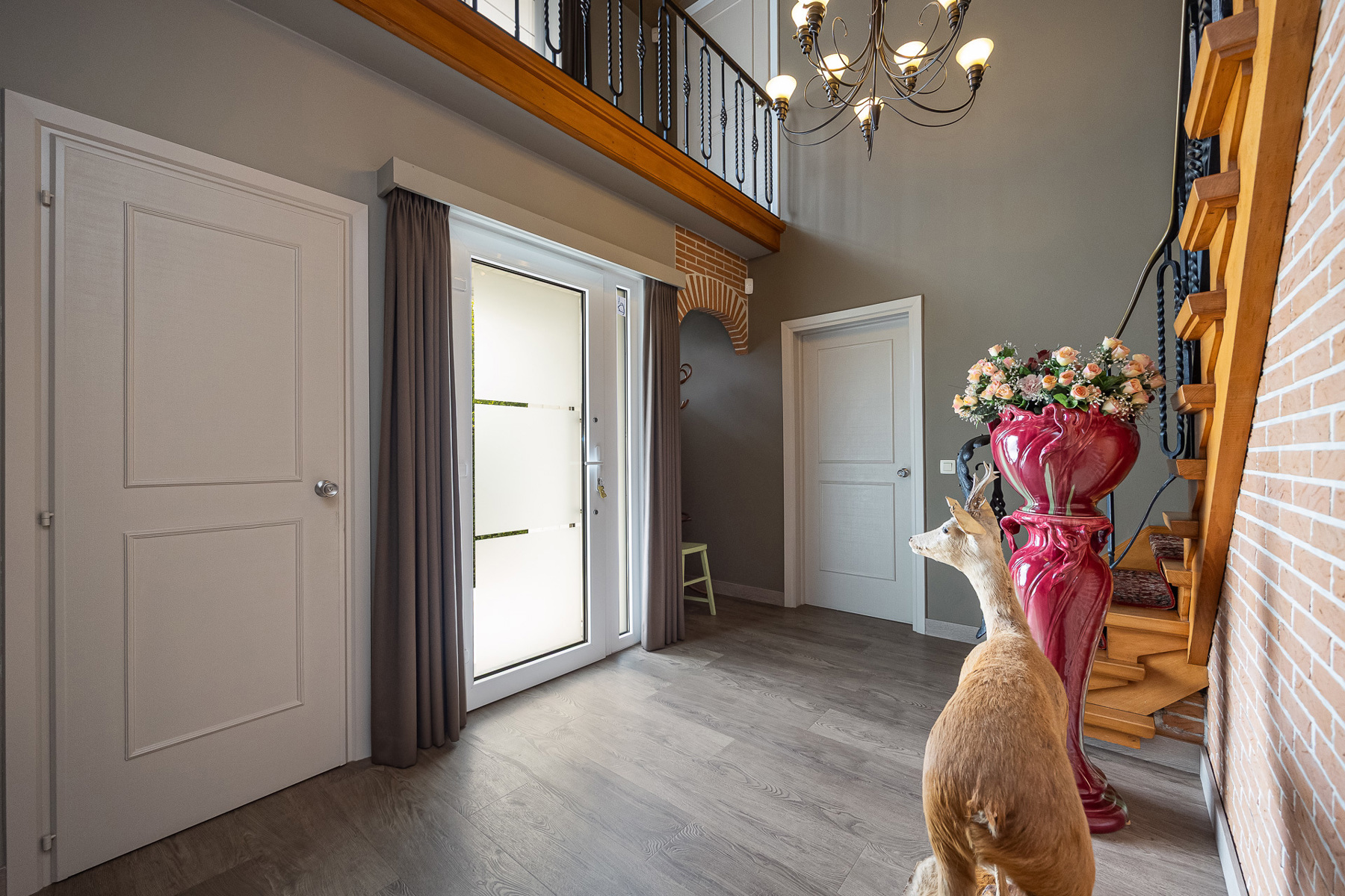 Ruime, landelijk gelegen woning op perceel van ca.  4486m2 - foto 3