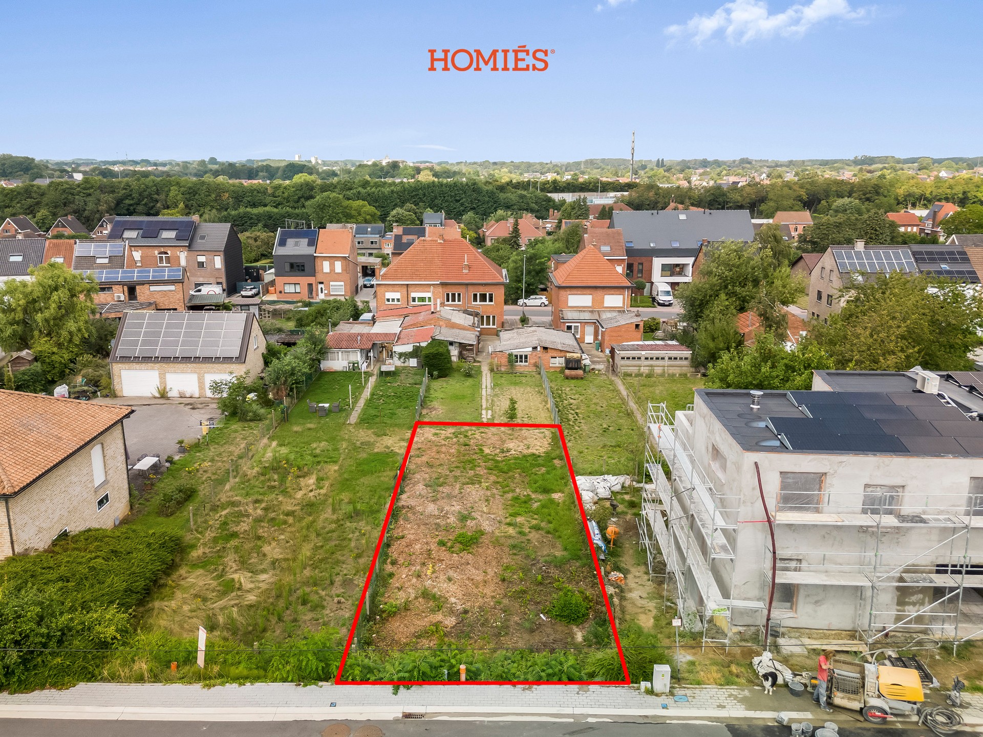 Bouwgrond in verkeersluwe straat - foto 1