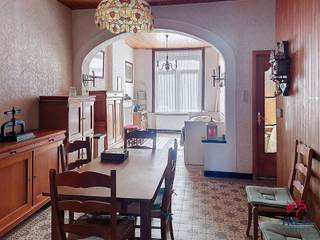  !!!  SOUS OPTION !!!! MARCHIENNE-AU-PONT (hAUT)-  130.000€  maison 2 chambres avec sous sol, terrasse, jardin, et grenier   Au rez:- Salon- Salle à...