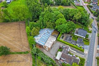 This licensed alien warehouse with office for sale is located in an agricultural area in Temse. The property is ideal for storage activities and...