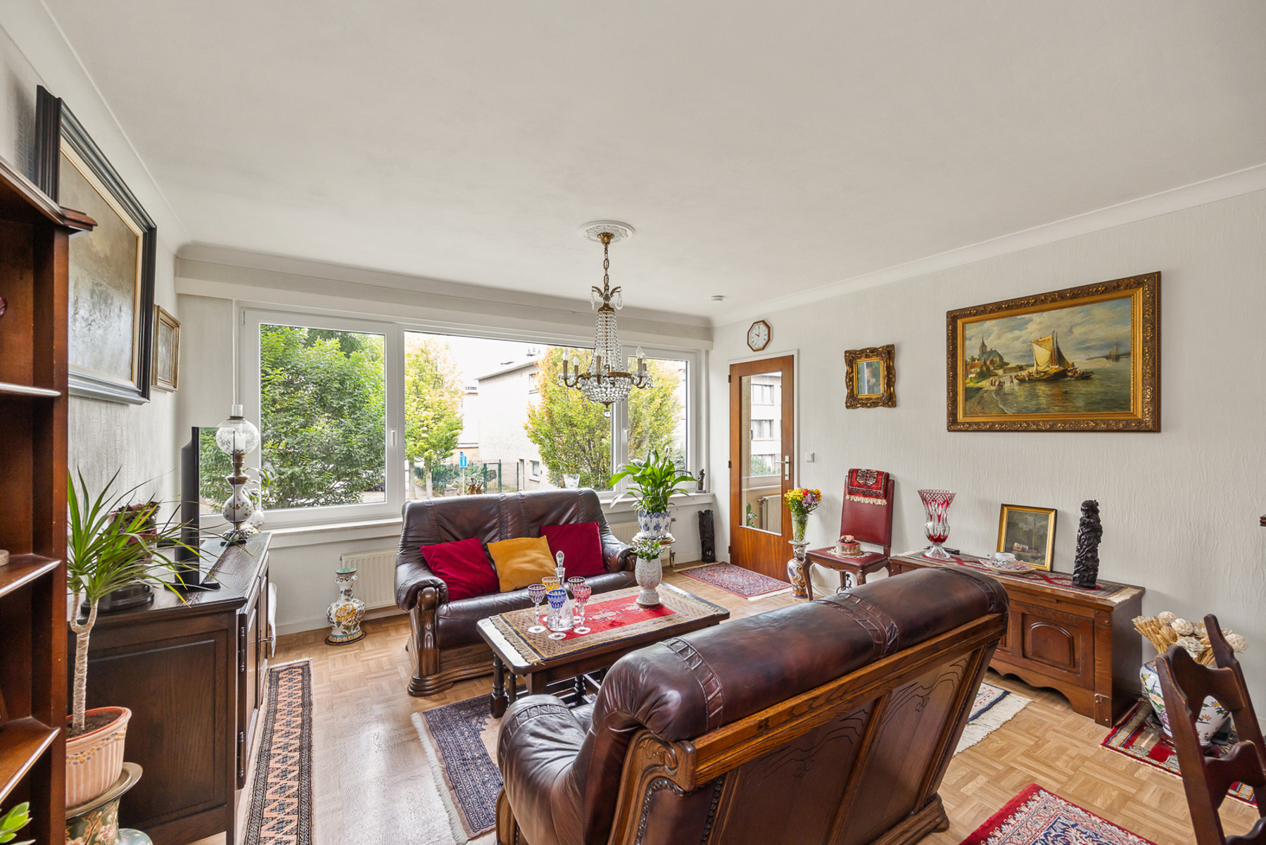 Verzorgd 2 slpk appartement met terras in rustige wijk - foto 4