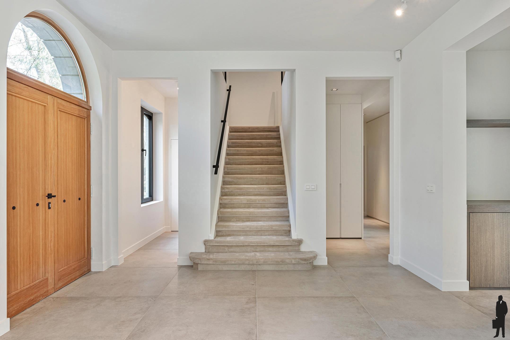 House for rent in Brasschaat with 5 bedrooms - photo 3