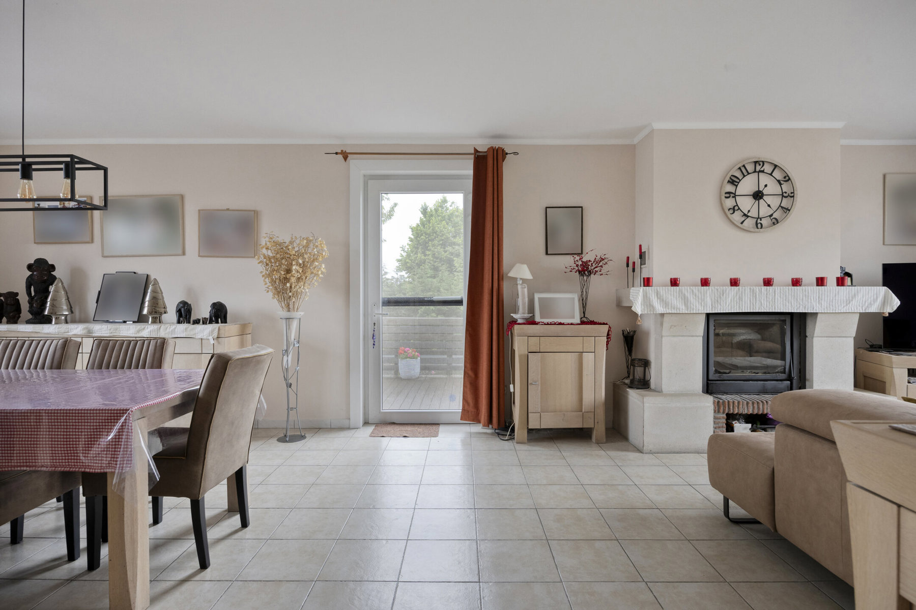 Zeer ruim appartement(3slpks) met 2 garages + zolder + tuin - foto 5