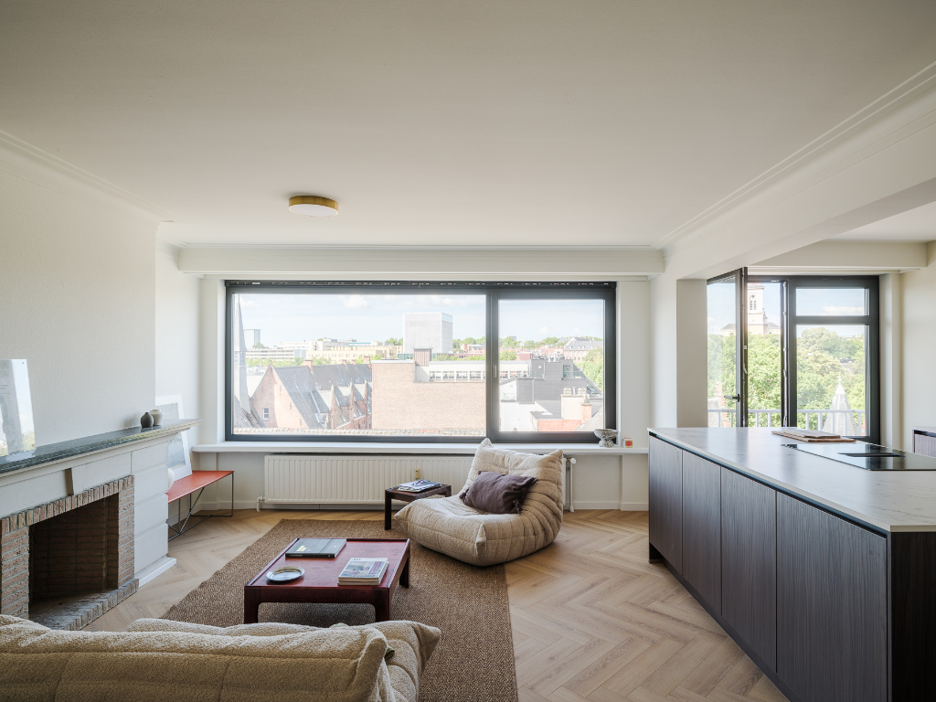 Eénslaapkamerappartement op de zevende verdieping met indrukwekkend uitzicht - foto 1